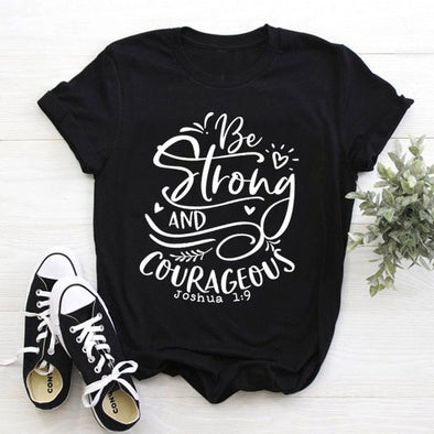 Be Strong and Courageous Christian T-Shirt Religious Clothing Bible Verse Vintage Tee Stylish Slogan Graphic Tops Jesus Outfits